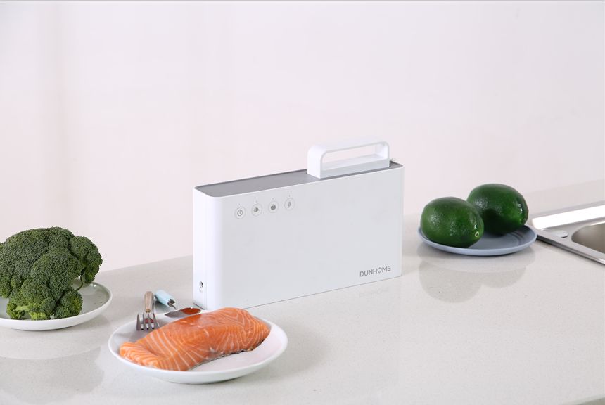 Food purification device displayed with food ingredients